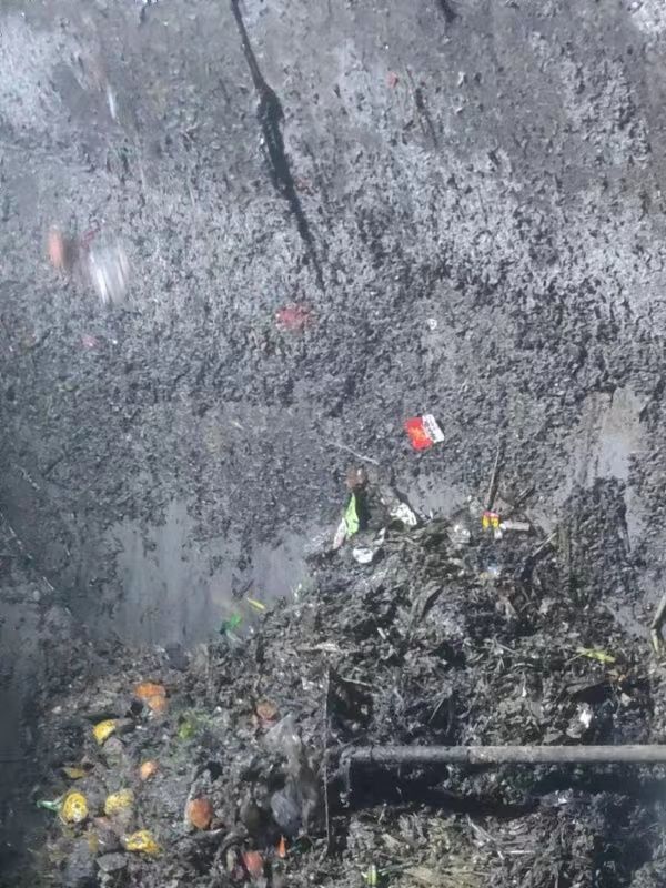 绥江污水池清理